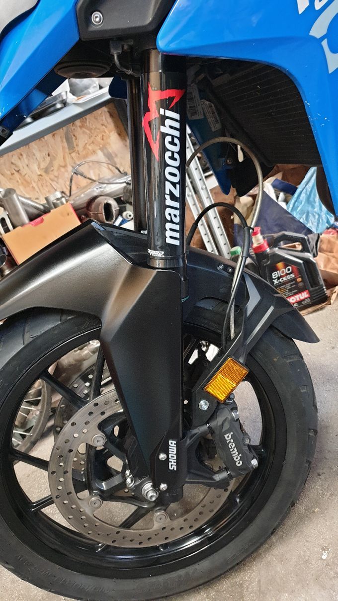Il risultato finale è per me esteticamente riuscito e sicuramente ha dato una bella rinfrescata alla linea e ai contenuti tecnici di questa moto.